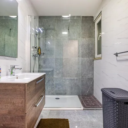 Apartman Elegant Seafront