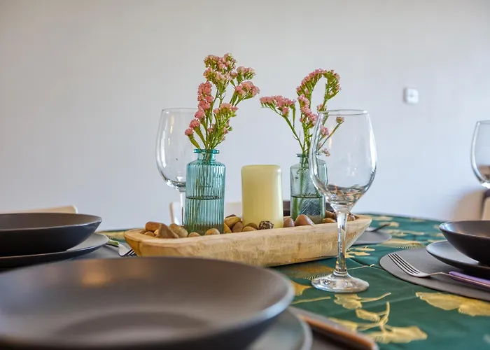 Elegant Seafront Apartamento