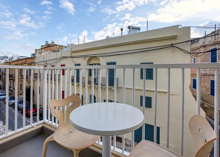 Apartamento Elegant Seafront St. Julian's